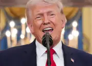 ترامب يتوعد بإعادة إيران للعصر الحجري عبر ضربات حاسمة لمنشآت الطاقة