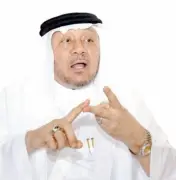 عبدالعزيز عبدالعال رئيس النادي الأهلي السابق يدخل مستشفى الملك فيصل التخصصي