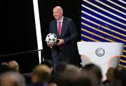 رئيس الفيفا يؤكد مشاركة إيران في كأس العالم رغم الحرب مع أمريكا