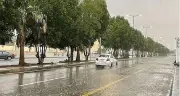 الدفاع المدني السعودي يصدر إنذارًا أحمرًا لأمطار غزيرة ورياح شديدة في جازان