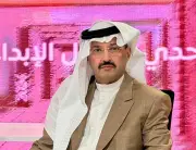 أمير عسير يحضر دعمًا لفريق أبها في مباراة حاسمة للصعود لدوري روشن