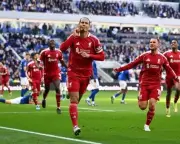 ليفربول يخطف فوزاً دراماتيكياً من إيفرتون في ديربي الميرسيسايد بالبريميرليغ