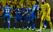 الهلال يحيي آماله في الدوري بفوز 3-0 على الحزم