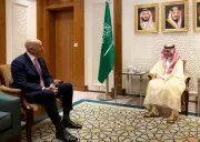 السعودية تطلق مبادرة لتحويل 30% من المركبات إلى كهربائية بحلول 2030