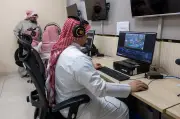 ترجمة خطبة عرفة لـ 50 لغة عالمية في حج 1447هـ