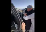 لقاء مؤثر بين حاج عراقي وشقيقته في حائل بعد انقطاع 6 سنوات