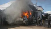 إصابة نجل رئيس حماس ومقتل 8 فلسطينيين في غارات إسرائيلية على غزة