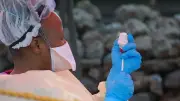 تفشي إيبولا جديد في الكونغو و80 وفاة ووصوله إلى أوغندا يثير قلقاً إقليمياً