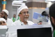 فريق عمل مبادرة 'طريق مكة' في بنغلاديش يخدم ضيوف الرحمن بتقنيات الذكاء الاصطناعي