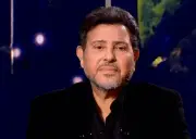 رحيل هاني شاكر.. نهاية أسطورة الغناء العربي بعد صراع مع المرض