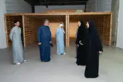 ريم الفيصل تودع الأبيض والأسود في معرض «أرض الحجيج والشعراء» بجدة
