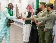 وصول أولى رحلات مستفيدي مبادرة طريق مكة من السنغال إلى المدينة المنورة