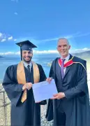 عبدالله آل قمشة يحصل على ماجستير من جامعة جليون السويسرية