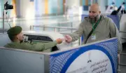 جوازات مطار الأمير محمد بن عبدالعزيز تستقبل أولى رحلات الحجاج من روسيا