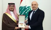 الرئيس عون يقلد السفير السعودي البخاري وسام الأرز الوطني في زيارة وداعية