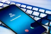 الداخلية المصرية تنفي نفياً قاطعاً تطبيق نظام جديد لمراقبة المكالمات والتطبيقات