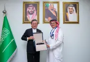 شركة مطارات جدة تبحث خطط التوسع المستقبلية مع مجموعة سوربانا جورونغ السنغافورية