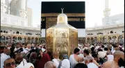 توافد الحجاج على المسجد النبوي في العشر الأولى من ذي الحجة
