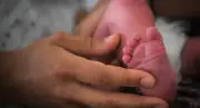 اختطاف رضيع من عيادة خاصة في قنا والأمن يكثف تحرياته