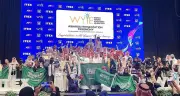 طالبة سعودية تحصد ذهبية اختراع حقيبة تبريد للأدوية في ماليزيا