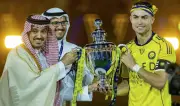 النصر يتوج بطلاً لدوري روشن بعد موسم من الصبر والإثارة