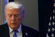 أول تعليق أمريكي على إطلاق النار خارج البيت الأبيض وترامب موجود في الداخل