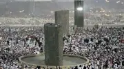 مشعر منى يحتضن أطول طريق للمشاة ويروي قصة رمي الجمرات وبيعتي العقبة