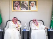 وزير الداخلية يزور المفتي العام وهيئة كبار العلماء في منى مهنئًا بعيد الأضحى