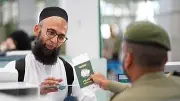 الجوازات تعلن جاهزيتها لإنهاء إجراءات مغادرة ضيوف الرحمن