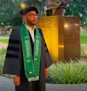 عماد زيني ينال الدكتوراه في الهندسة الصناعية بامتياز من جامعة لامار الأمريكية