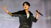 مشتبه به في اختراق حسابات نجم BTS جونغكوك يُسلم إلى كوريا