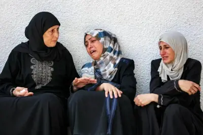 مقتل 13 فلسطينيا في غزة مع انطلاق محادثات وقف إطلاق النار بالقاهرة