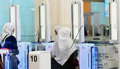 الجوازات تواصل إنهاء إجراءات مغادرة حجاج 1447هـ