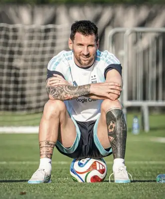 سكالوني: ميسي يتعافى وقد يشارك لدقائق في الوديتين استعداداً لكأس العالم 2026