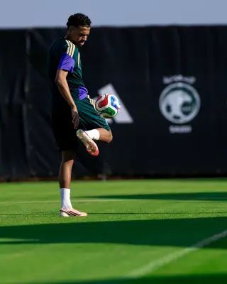 الجعيثن: السنغال اختبار قوي للأخضر قبل مونديال 2026