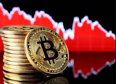 العملات المشفرة تعزز مكاسبها والبيتكوين فوق 63 ألف دولار