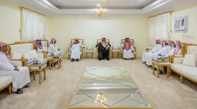 نائب أمير الجوف يعزي الرويلي في وفاة والدته