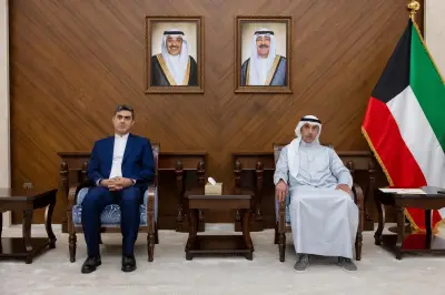 الكويت تحتج رسمياً لإيران وتطرد دبلوماسيين بعد استهداف مطارها