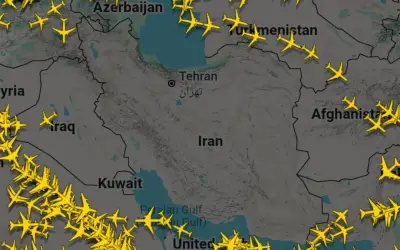 إيران تغلق مجالها الجوي وإسرائيل تعترض صواريخ في تصعيد إقليمي
