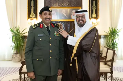نائب أمير مكة يقلد القحطاني رتبة لواء ويشيد ببرامج السجون التأهيلية
