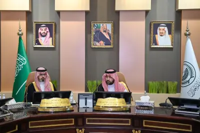 أمير جازان يوجه المحافظين بتسريع إنجاز المشروعات وتعزيز التكامل الحكومي