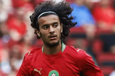 أيوب بوعدي.. نجم المغرب الذي يجمع بين كرة القدم والرياضيات