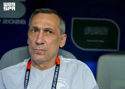 دونيس: تراجع الأداء في الشوط الثاني منح الأوروغواي هدف التعادل