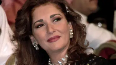 آثار الحكيم: اعتزالي بسبب التشبع الفني وليس التوبة