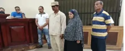 سيدة ستينية تحطم رأس زوجها بحجر وتحرق جثته في الشرقية