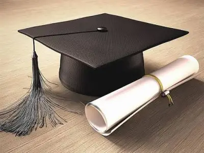 احتفالات التخرج.. فرح قد يتحول لألم نفسي لدى بعض الطلاب