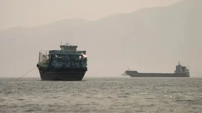 إيران وعُمان تعقدان أول محادثات حول هرمز وسط توتر الاتفاق مع واشنطن