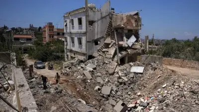 إيران تهدد برد شديد على إسرائيل وحزب الله يربط الاتفاق النووي بالانسحاب من لبنان