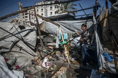 غارة إسرائيلية تقتل شقيقين وتصيب آخرين في غزة