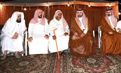 أمير جازان ونائبه يقدمان واجب العزاء لمحمد جابر اللغبي